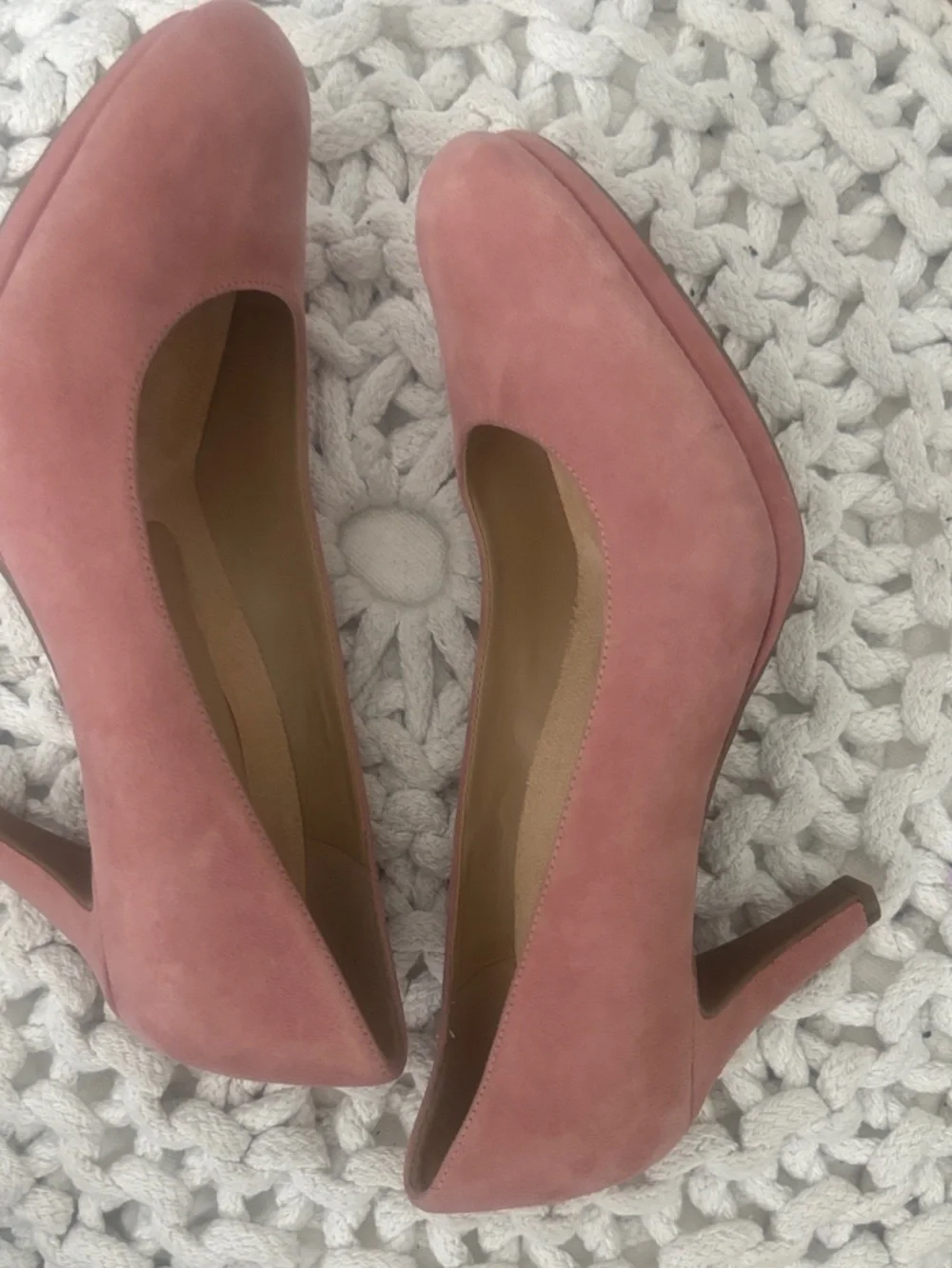 Naturalizer Pink Suede Mid Heel Pumps